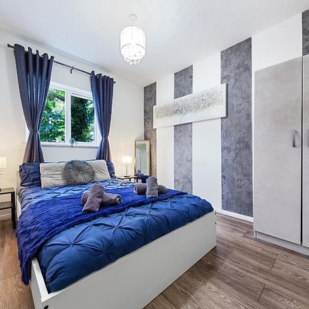 Elegant & Cozy Fbs Downtown Flat Lägenhet London Exteriör bild