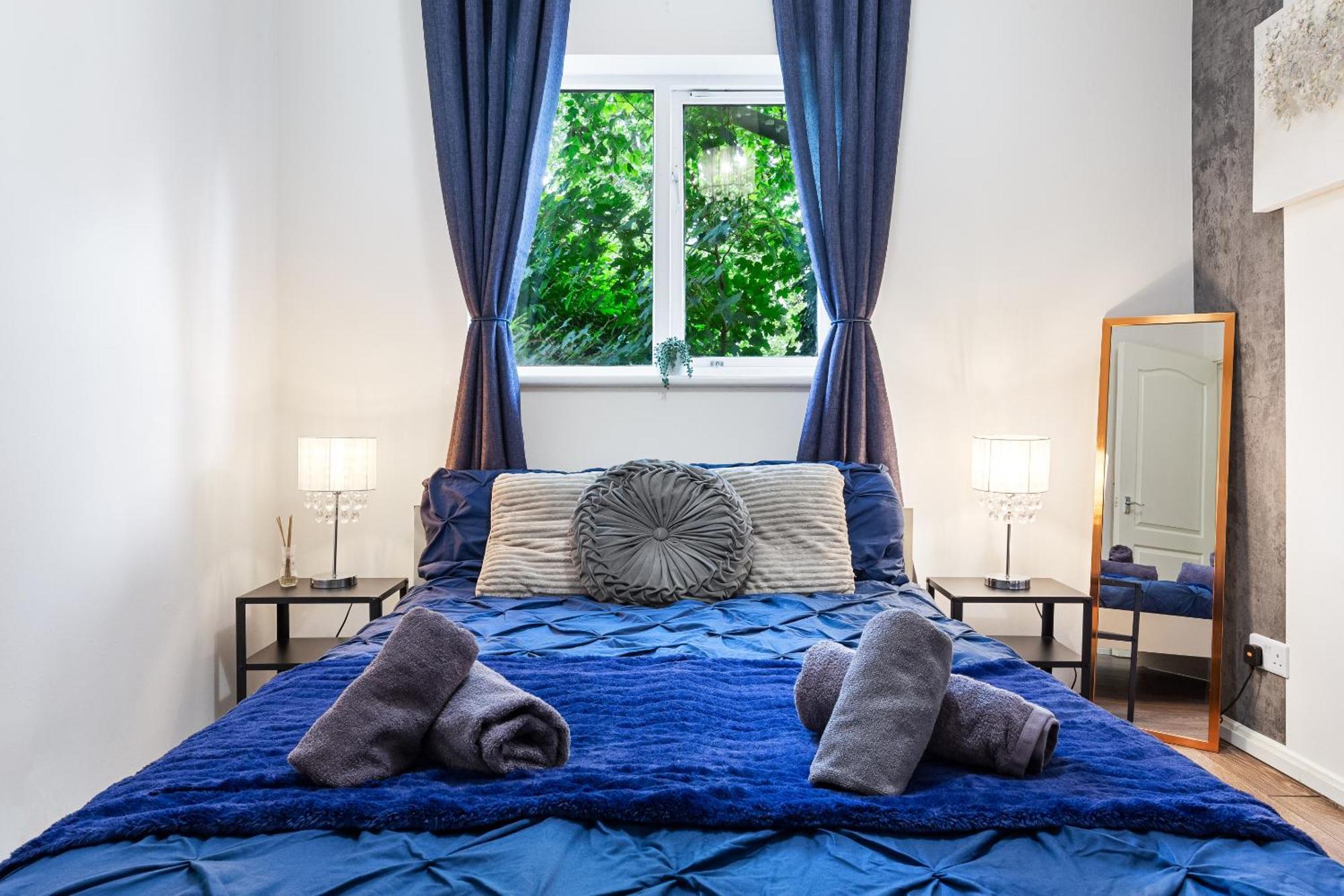 Elegant & Cozy Fbs Downtown Flat Lägenhet London Exteriör bild